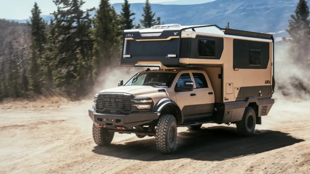 Winnebago представила экстремальный кемпер Arka
